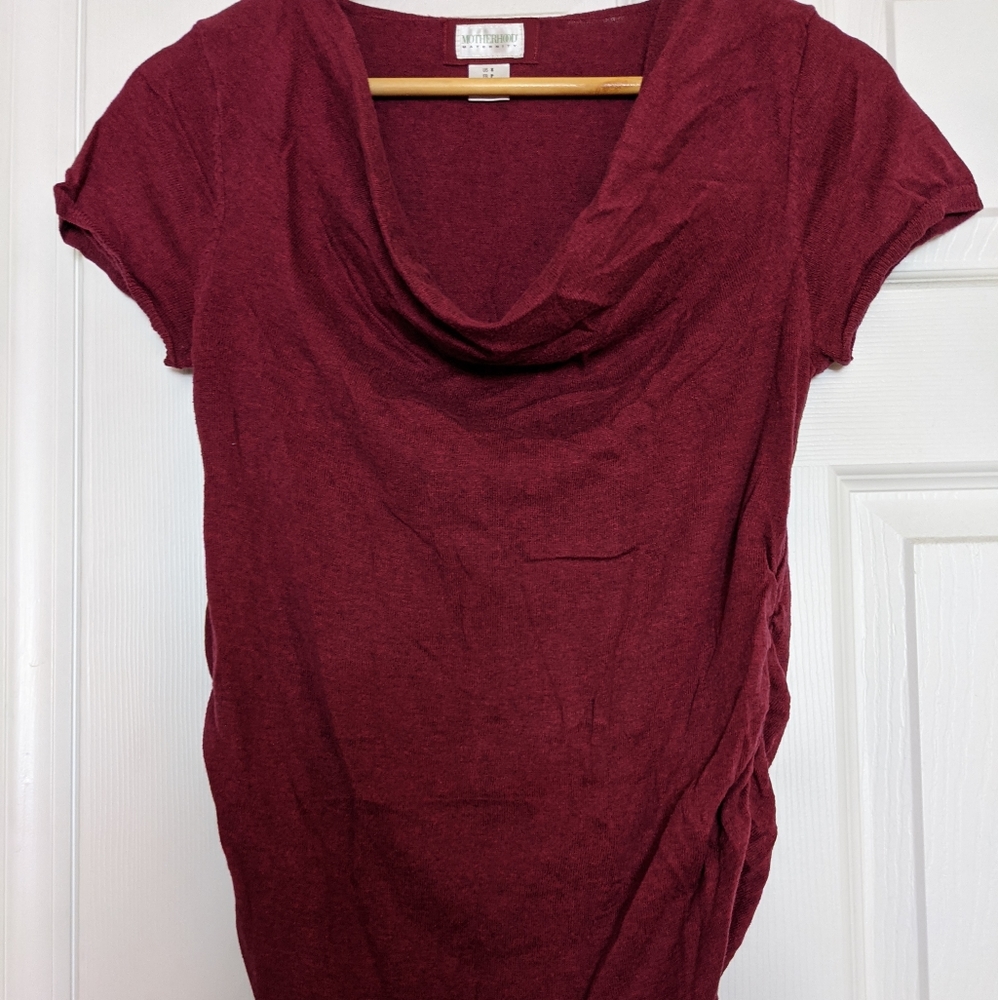 Short sleeved maternity cowl neck